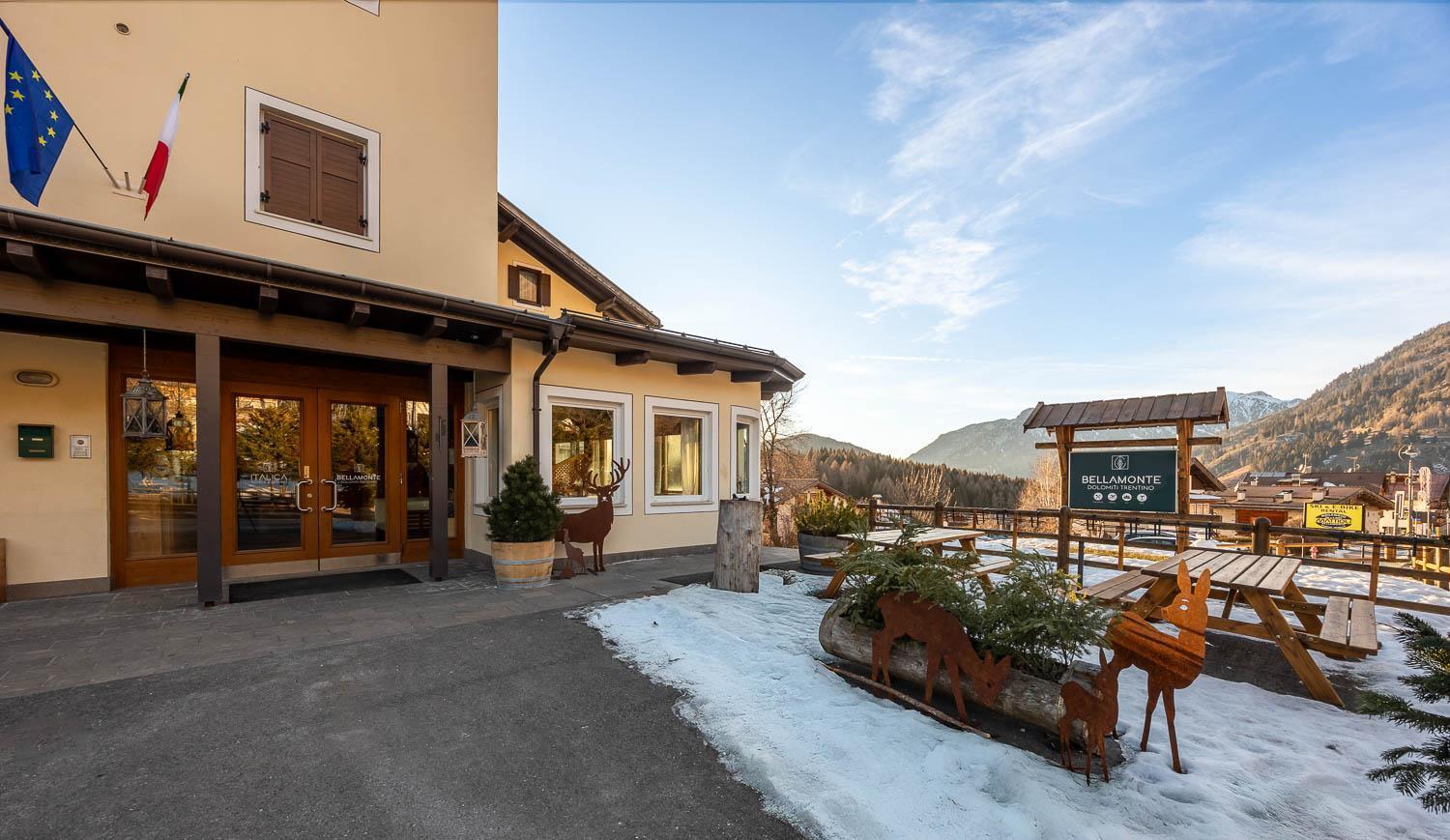 Hotel Bellamonte Предацо Екстериор снимка